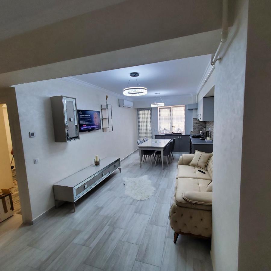 Luxury Apartament Bacovia Bacau Exterior photo